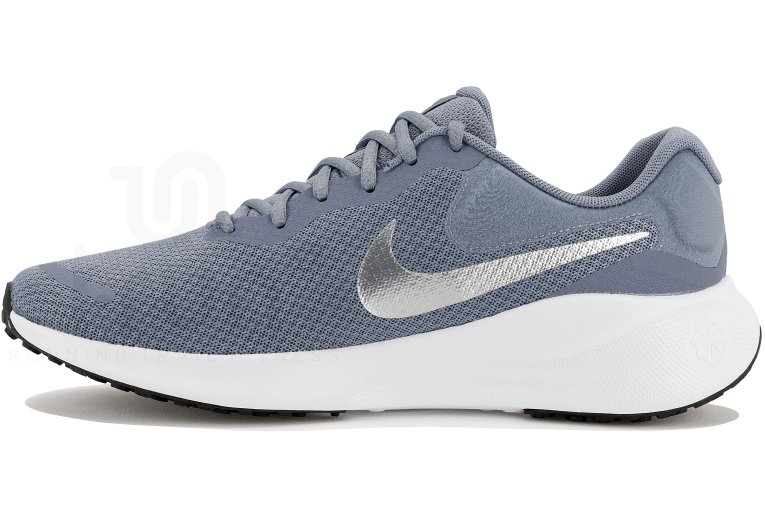 Nike Revolution 7