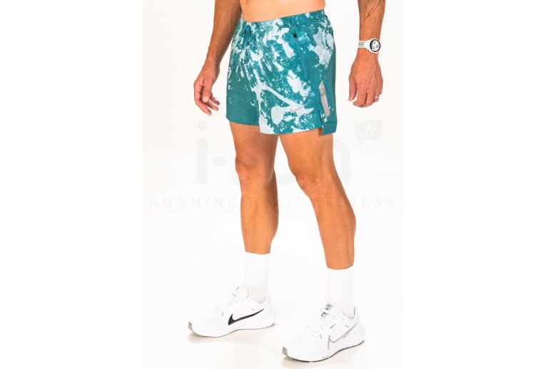 Nike Run Division Stride