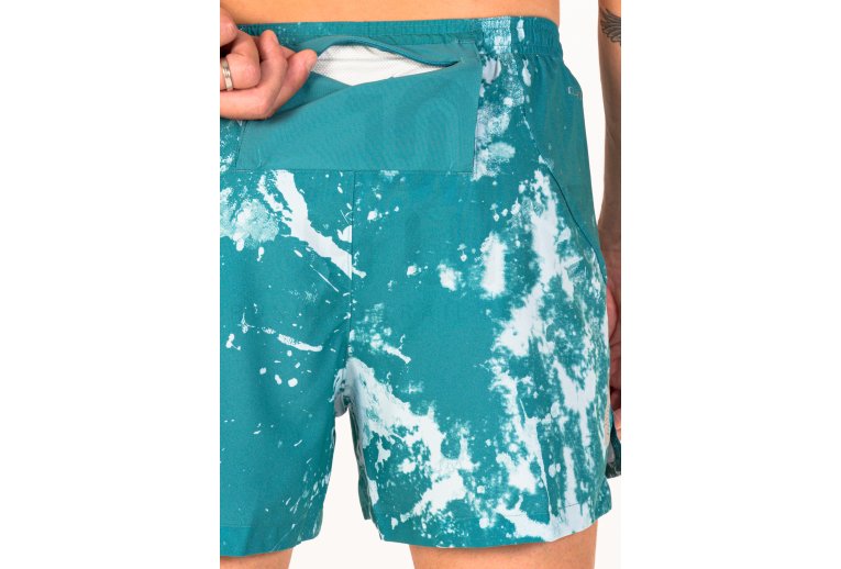 Nike Run Division Stride