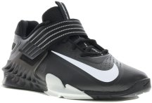 Nike Savaleos M