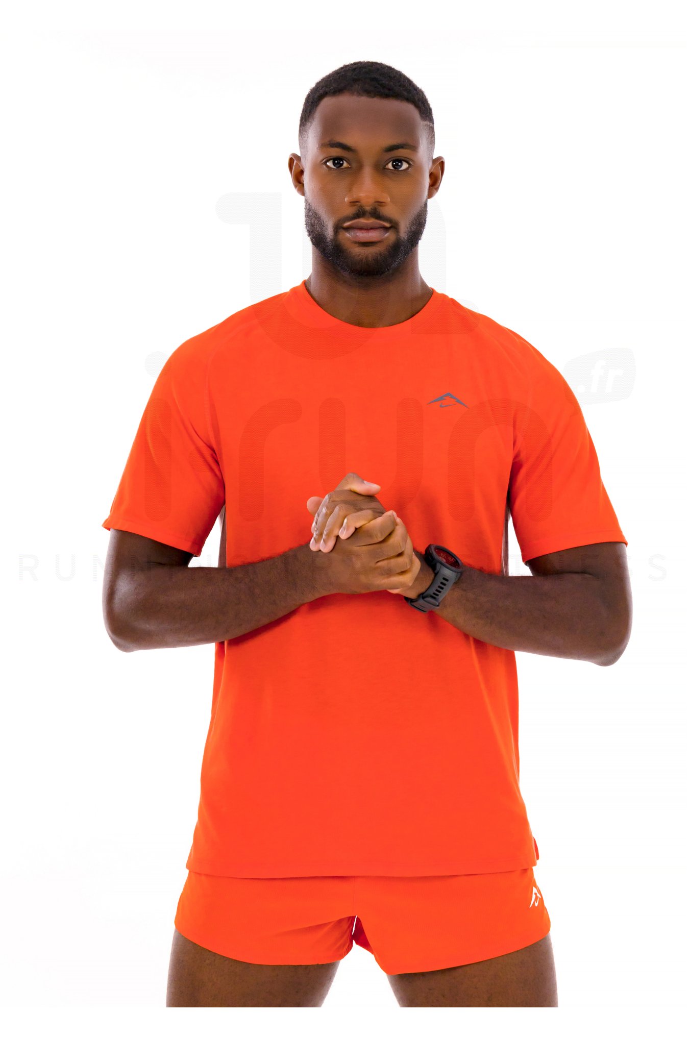 Nike Solar Chase