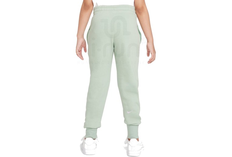 Nike Sportswear Club