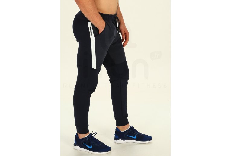 Nike pantalón Tech Fleece en promoción