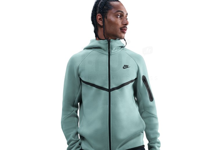 Nike Tech Windrunner