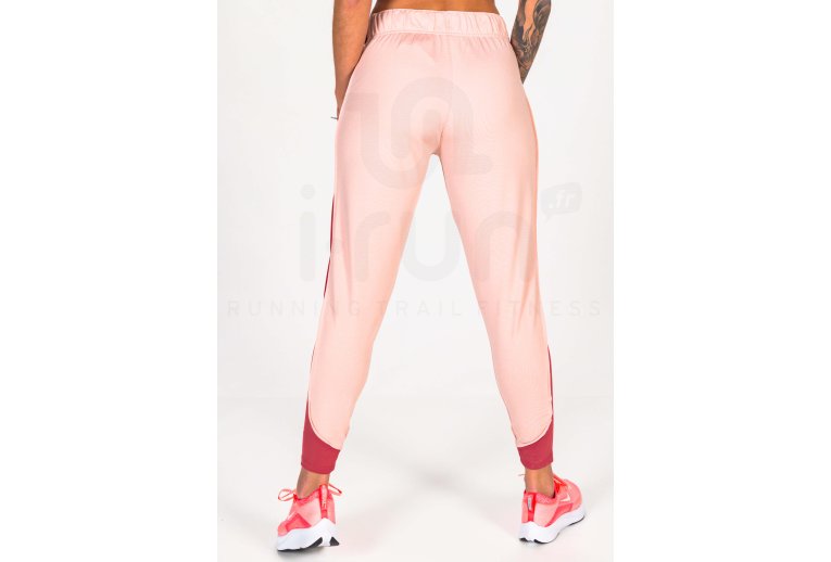 Nike Therma-FIT Essential Damen