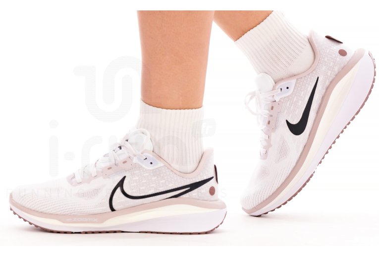 Nike Vomero 17