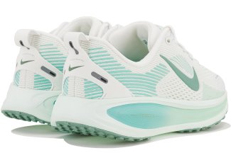 Nike Vomero 18 Junior