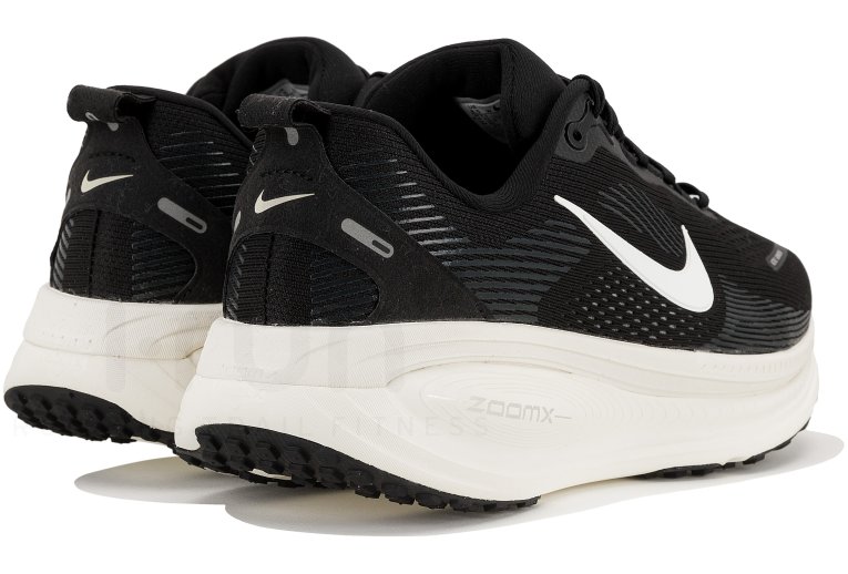 Nike Vomero 18 Wide Herren