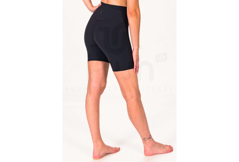 Nike mallas cortas Yoga Luxe