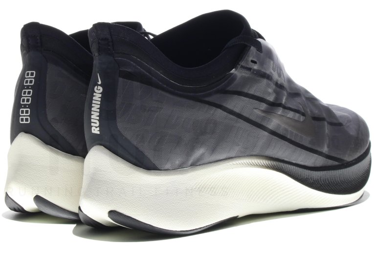Nike Zoom Fly 3