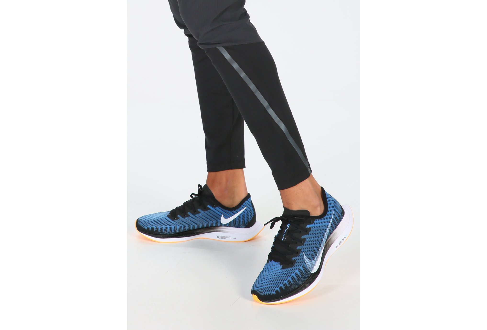 nike zoom turbo2