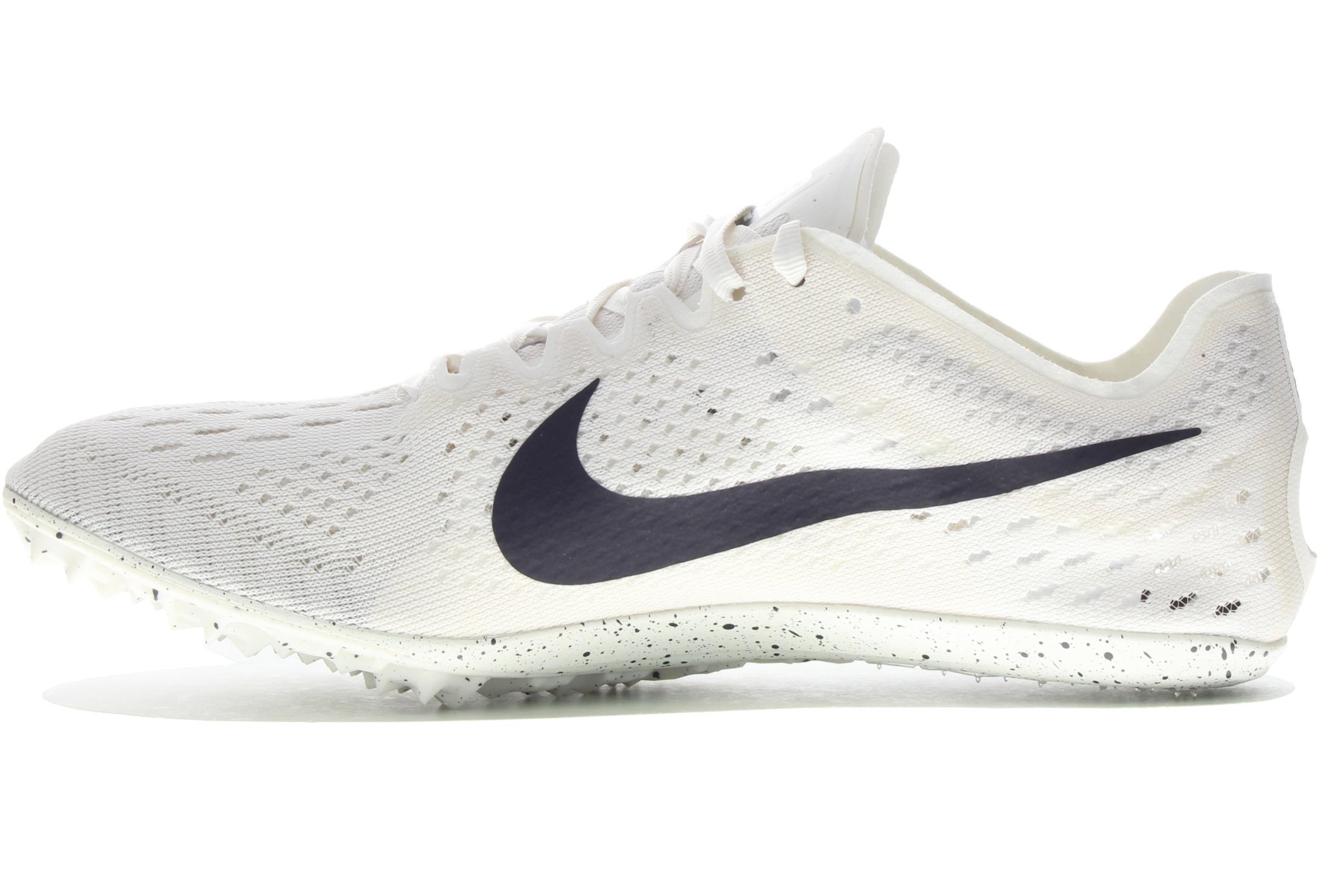 difference between nike zoom victory 3 and elite 2