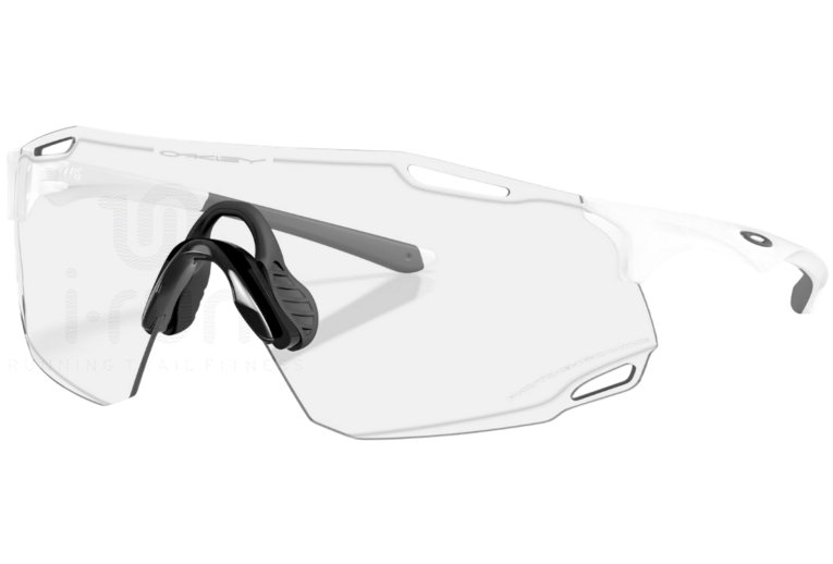 Oakley Cybr Dyno Photochromic Iridium Clear to Black