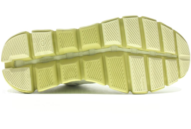 On-Running Cloud X Damen