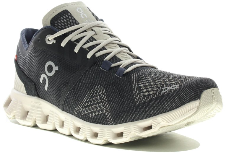 On-Running Cloud X Damen