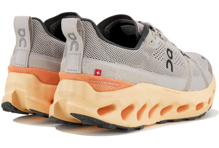 On-Running Cloudsurfer Trail M