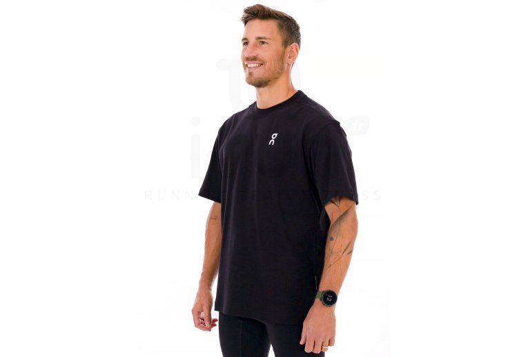 On-Running Club T M