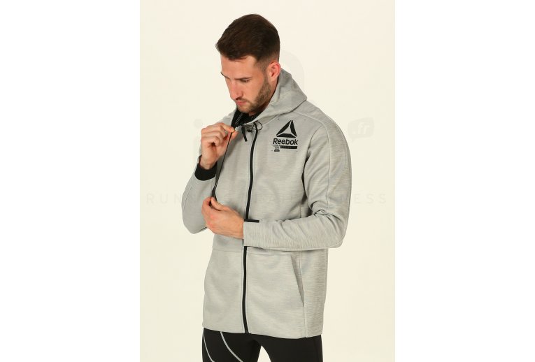 chaqueta reebok beige