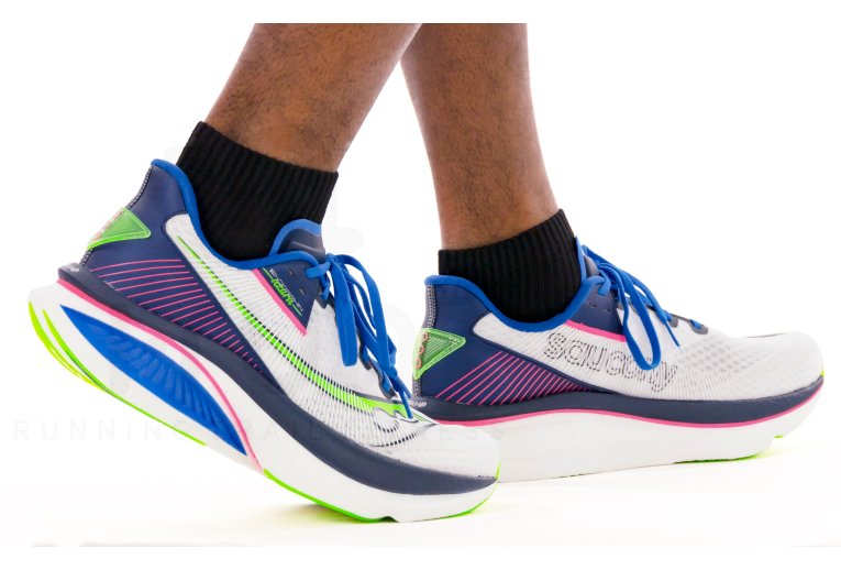 Saucony Endorphin Azura Herren