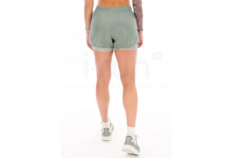 Under Armour pantal�n corto Fly-By 2 en 1