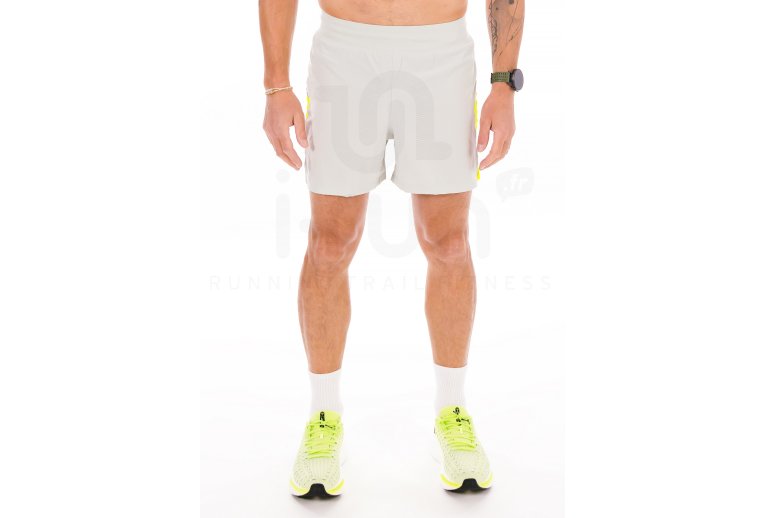 Under Armour Launch Elite