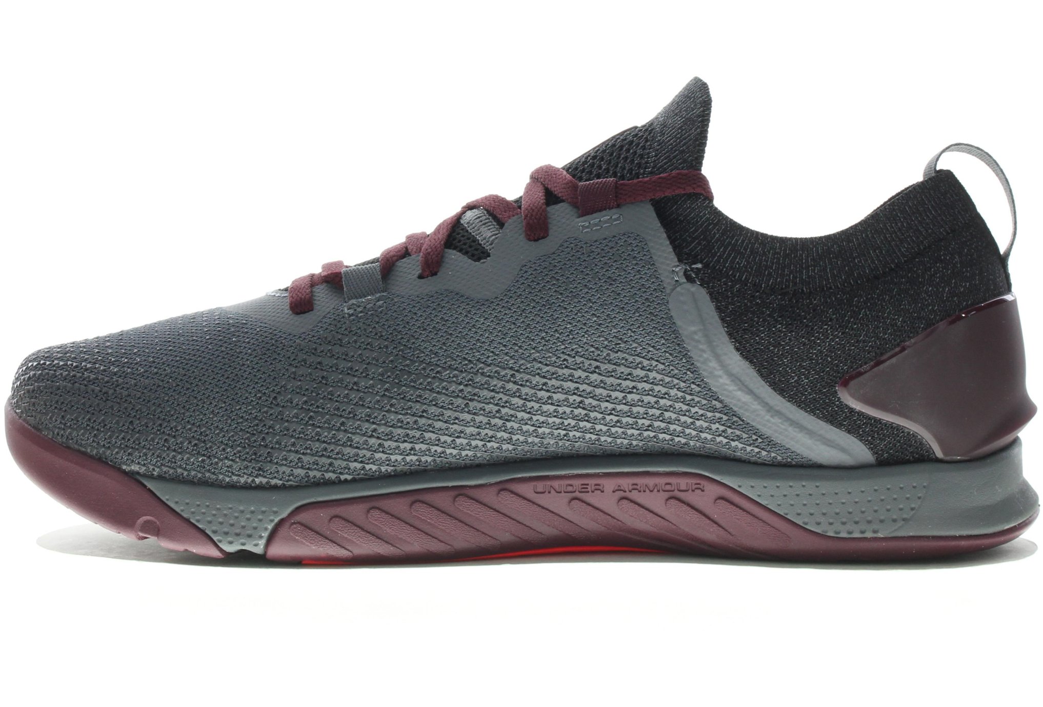 under armour tri base reign 3